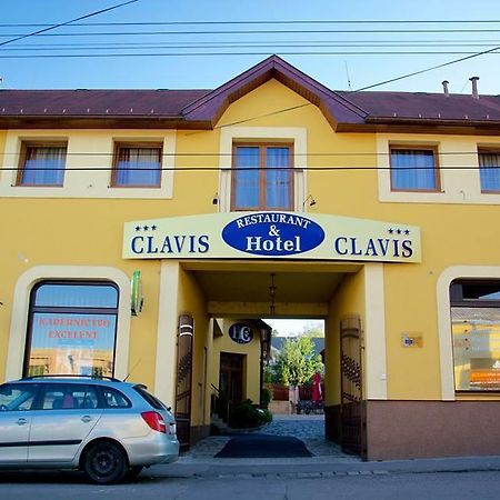 Hotel Clavis Lučenec Dış mekan fotoğraf